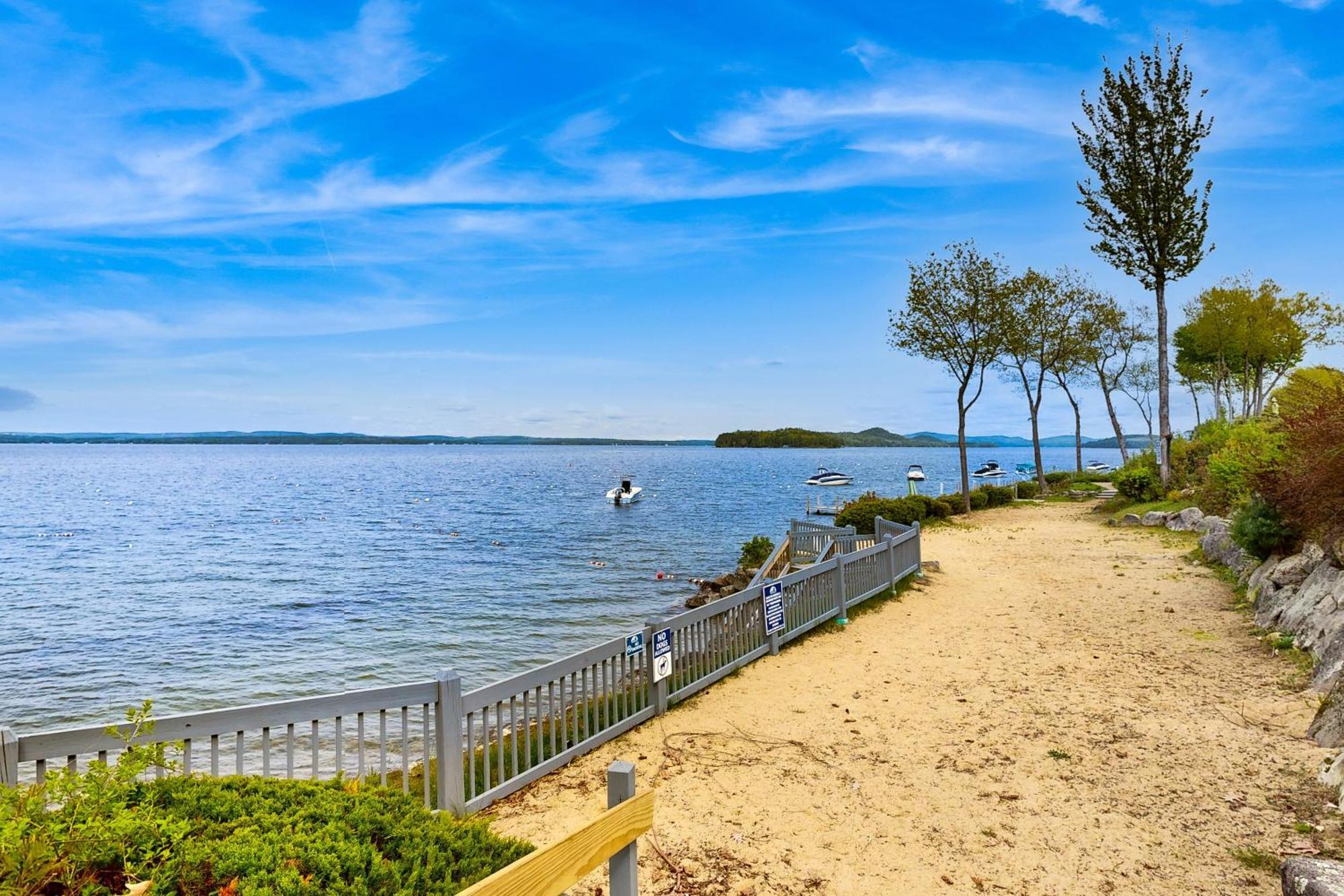 Samoset Condo On Lake Winnipesaukee Gilford Zimmer foto